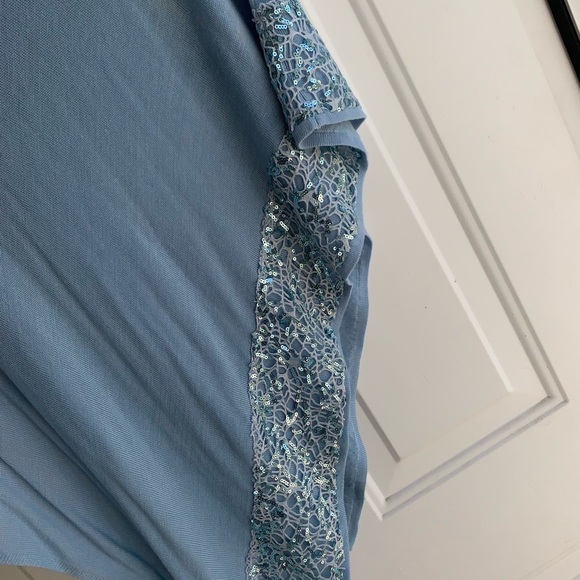 Sequened Poncho - Picture 2 of 3